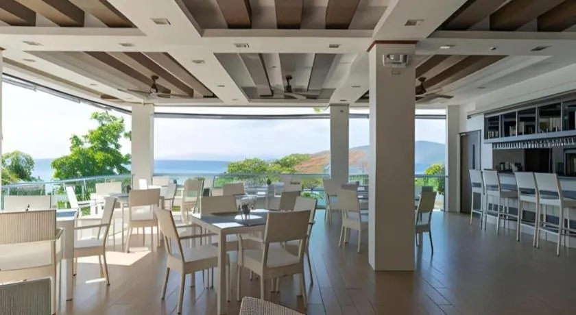 Anilao Awari Bay Resort