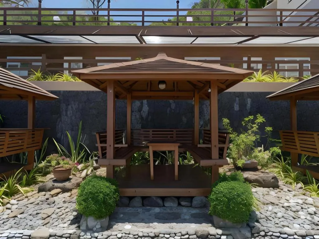 Anilao Awari Bay Resort