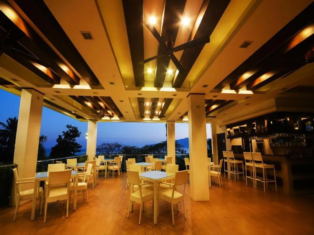 Anilao Awari Bay Resort