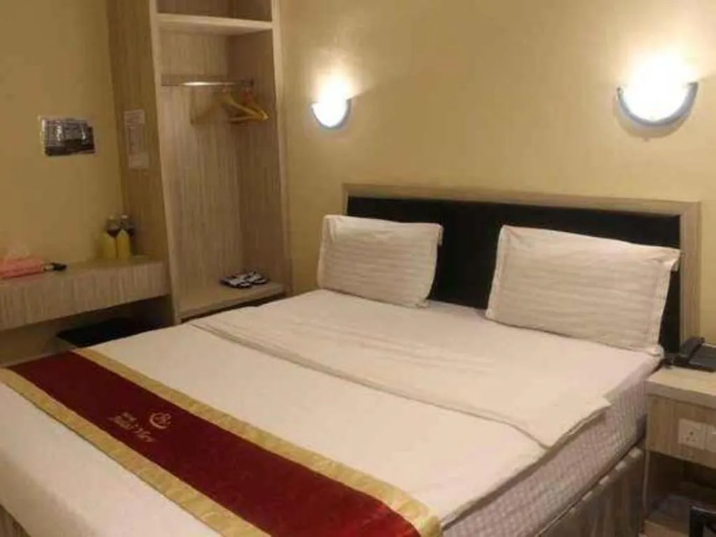 Bed in Balai View Hotel