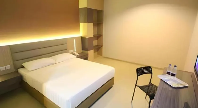 Bed in Lovina Inn Hotel Batam