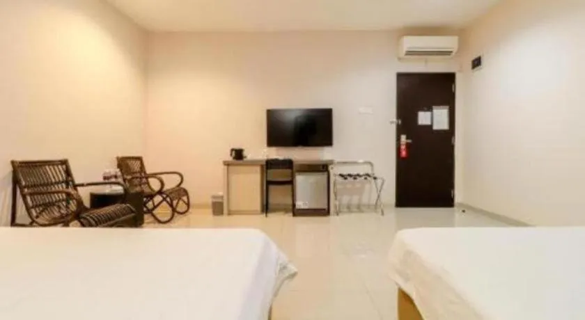 Bed in Lovina Inn Hotel Batam