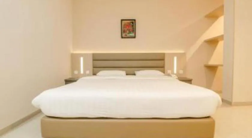Bed in Lovina Inn Hotel Batam