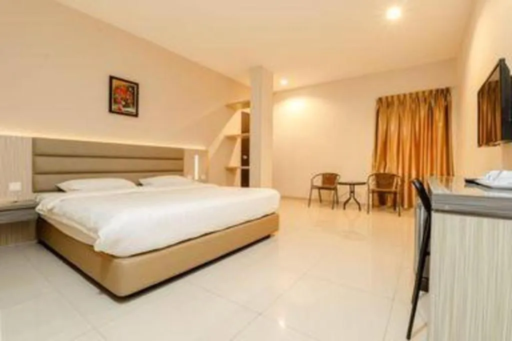 Bed in Lovina Inn Hotel Batam