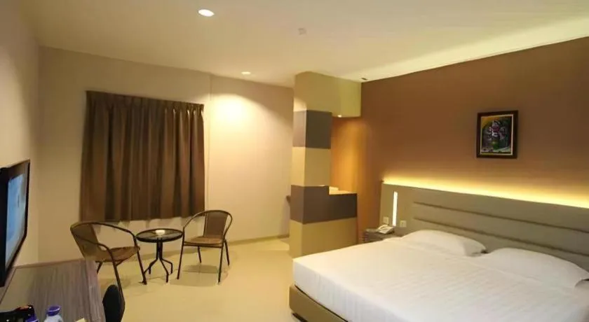 Bed in Lovina Inn Hotel Batam