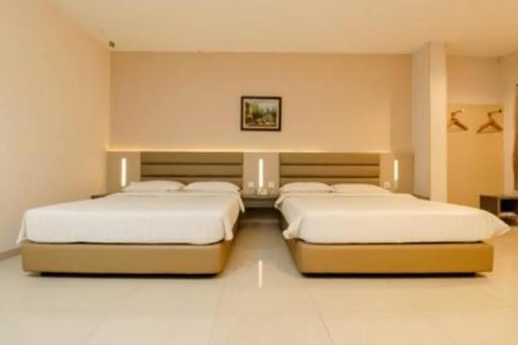Bed in Lovina Inn Hotel Batam