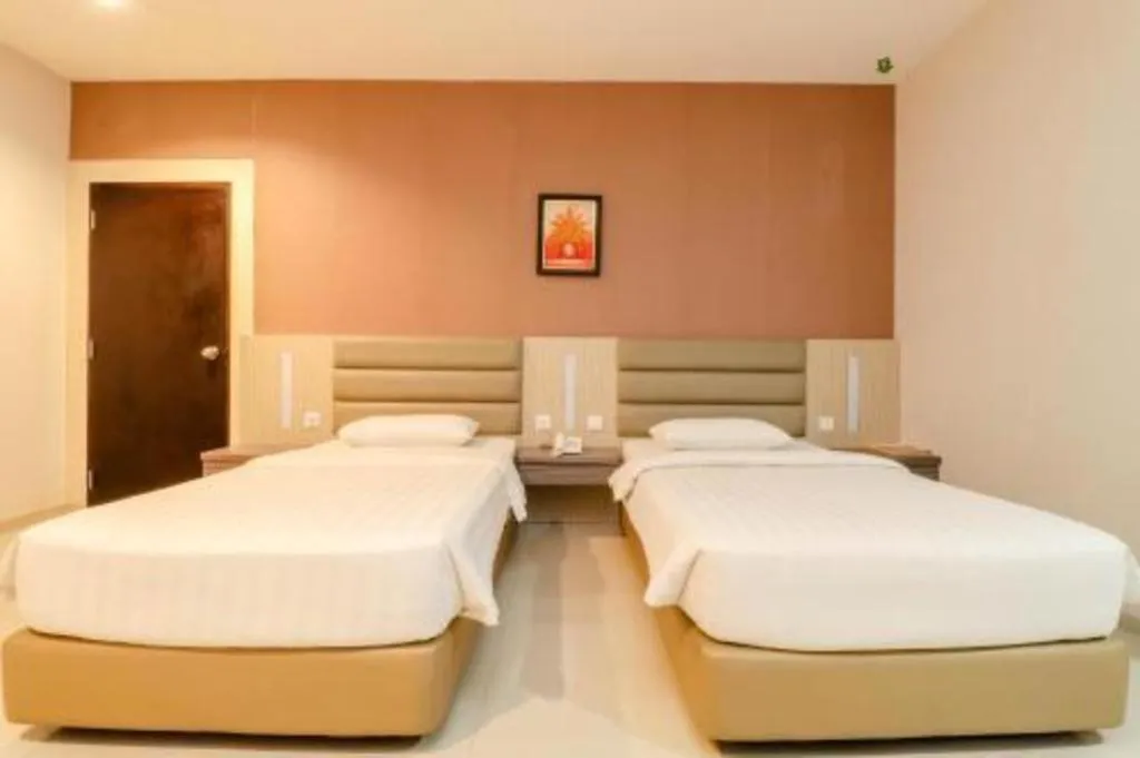 Bed in Lovina Inn Hotel Batam