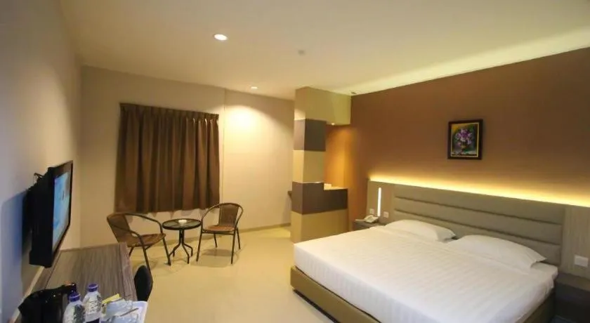 Bed in Lovina Inn Hotel Batam