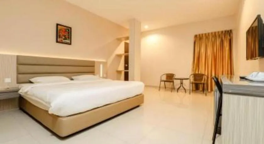 Bed in Lovina Inn Hotel Batam