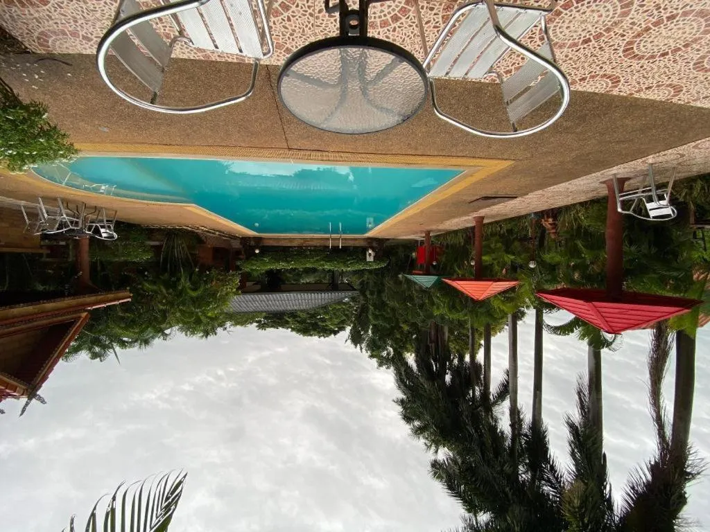 Himawari Restaurant and Cottage