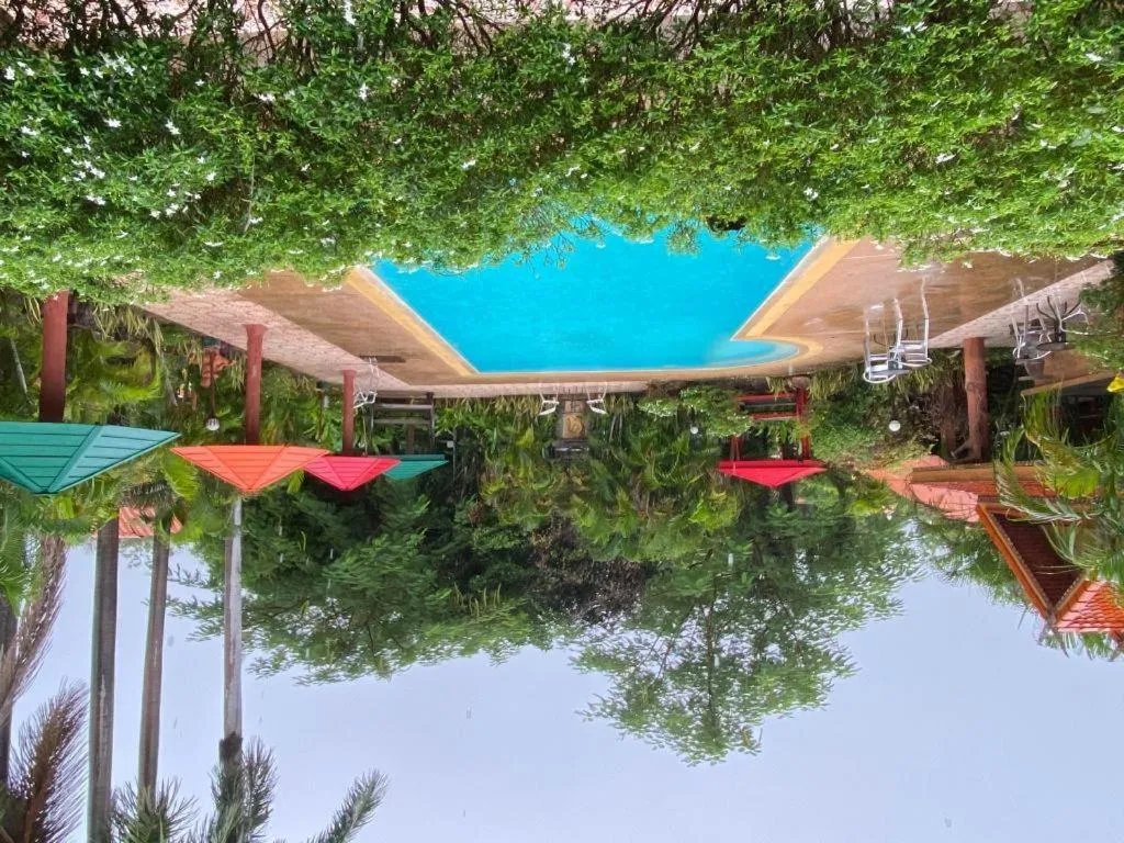 Himawari Restaurant and Cottage