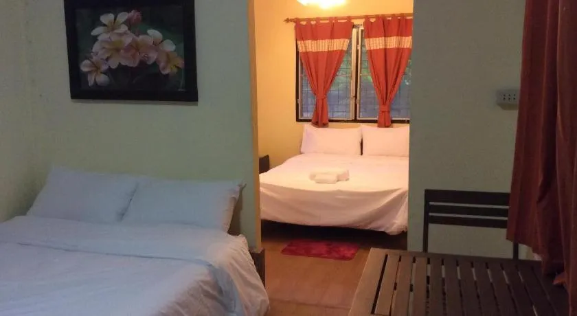 Bed in Himawari Restaurant and Cottage