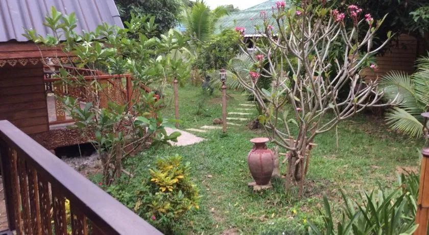 Himawari Restaurant and Cottage