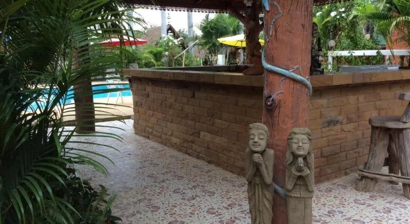 Himawari Restaurant and Cottage