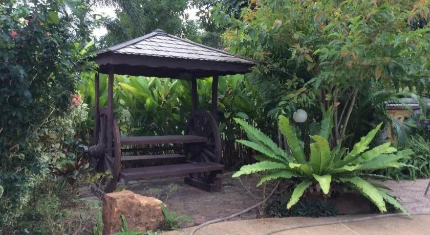 Himawari Restaurant and Cottage