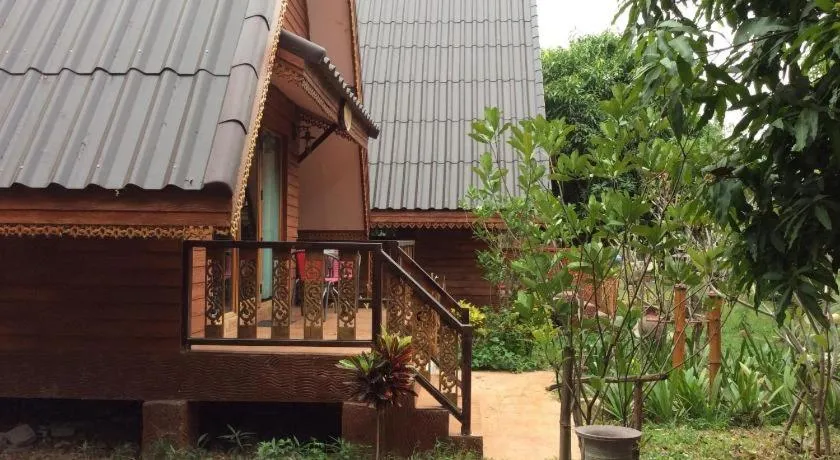 Himawari Restaurant and Cottage