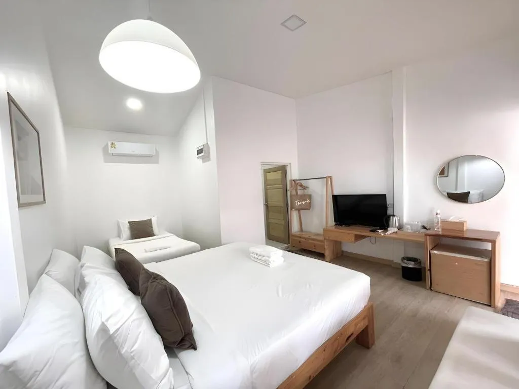 Bed in Tonsak Resort