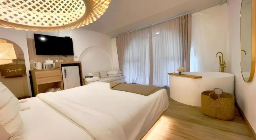 Bed in Tonsak Resort