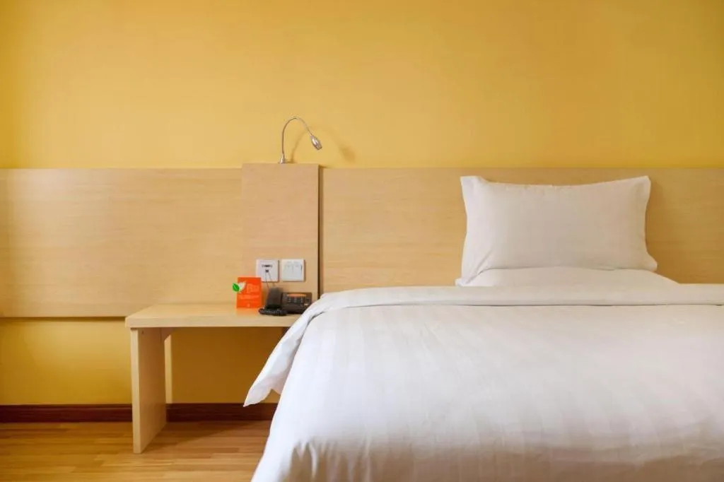 7 Days Inn Qingdao International Exhibition Center Zhuzhou Road