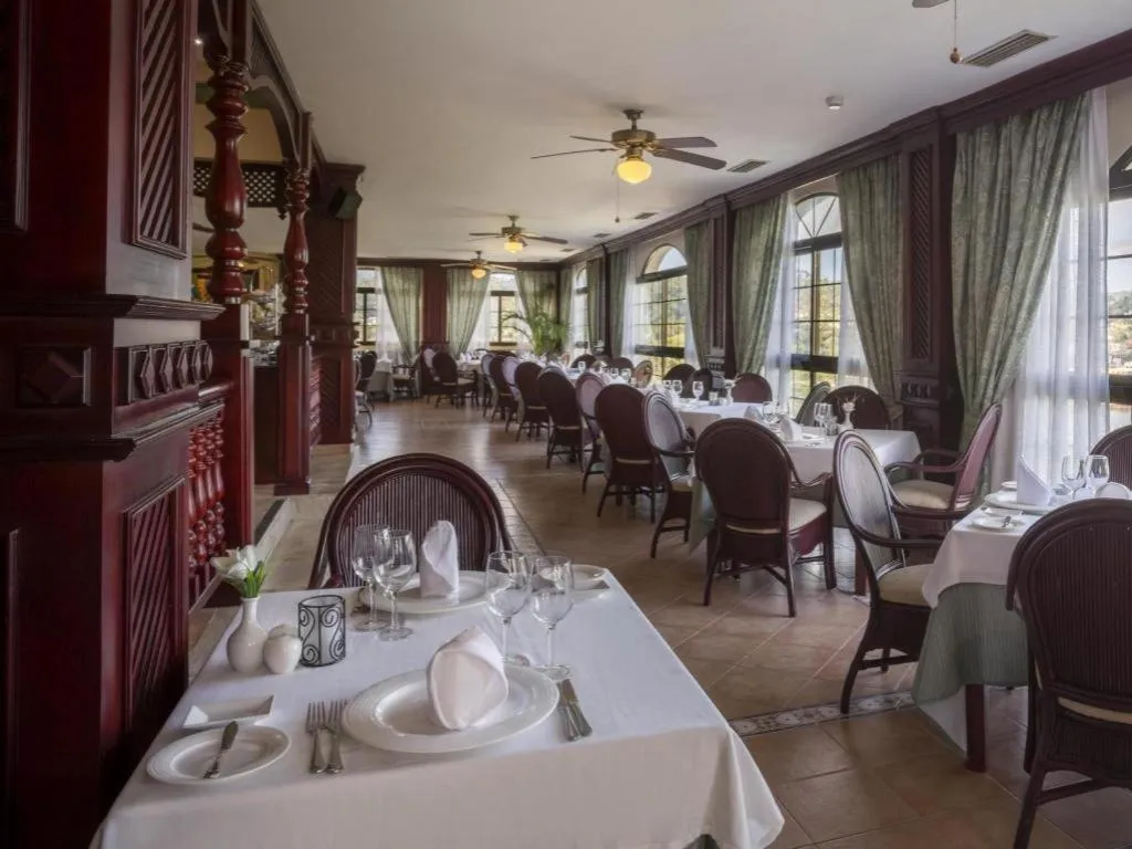 Bahia Principe Grand Cayacoa