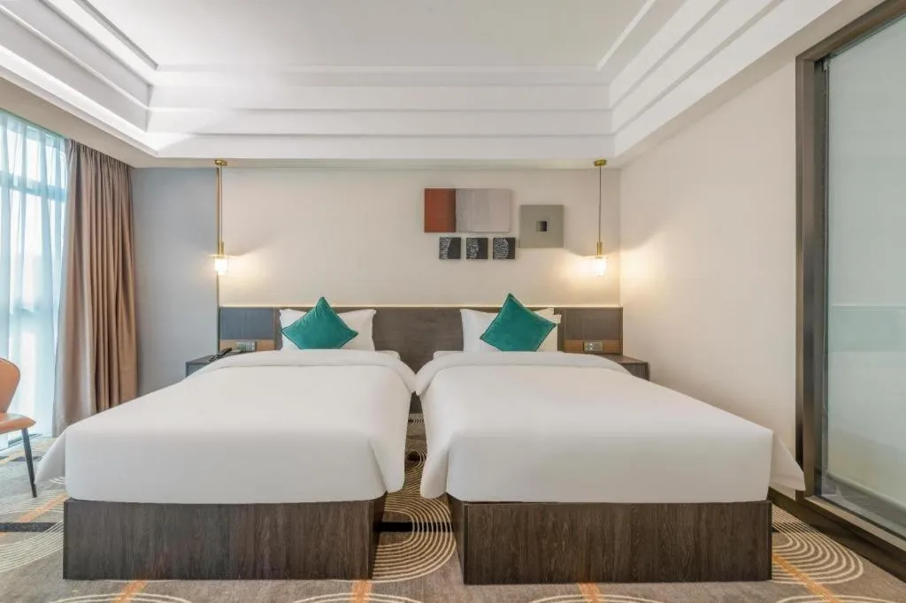 Bed in Park Lane Hotel