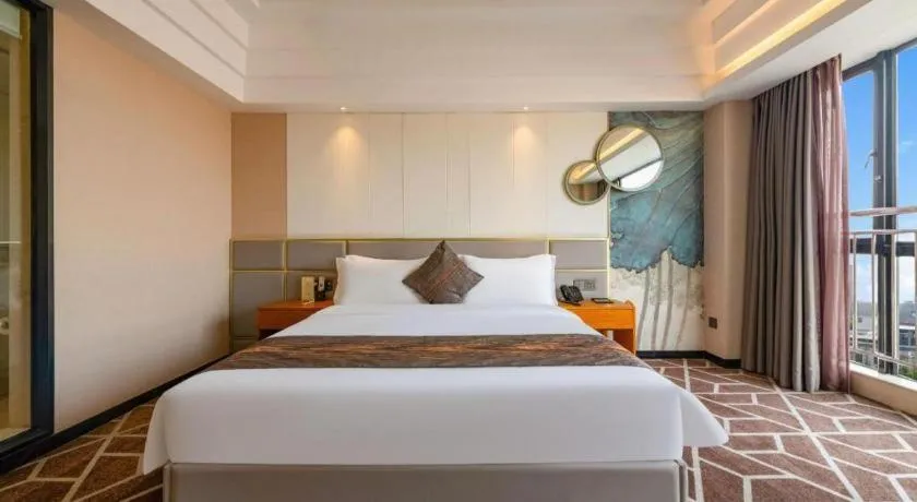 Bed in Park Lane Hotel