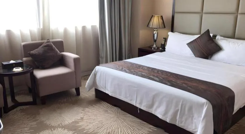 Bed in Park Lane Hotel