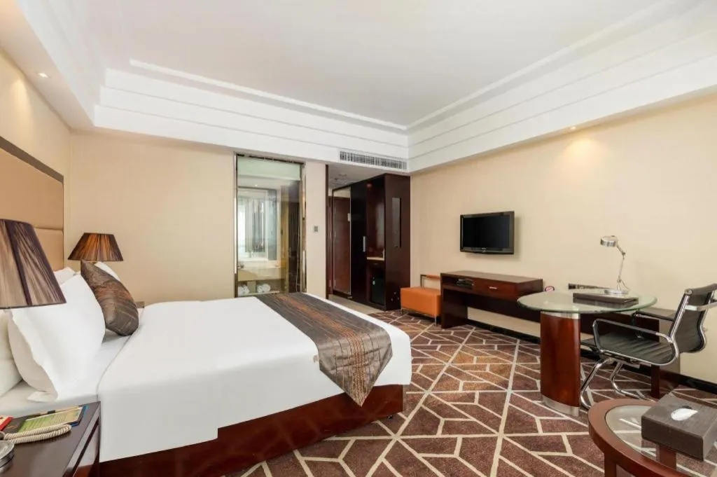 Bed in Park Lane Hotel