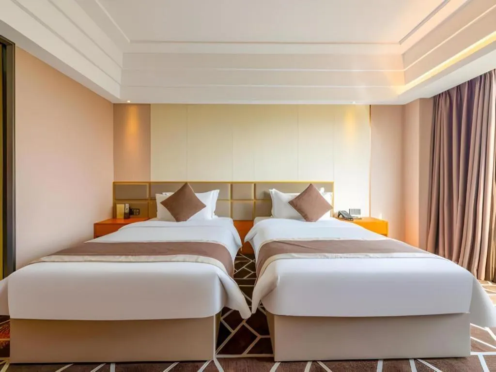 Bed in Park Lane Hotel