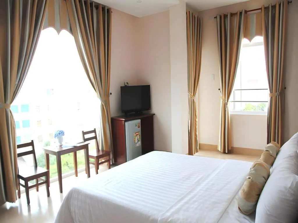 Bed in Huong Binh Hotel