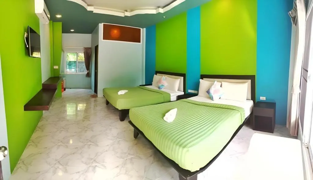 Bed in Seashell Resort Krabi