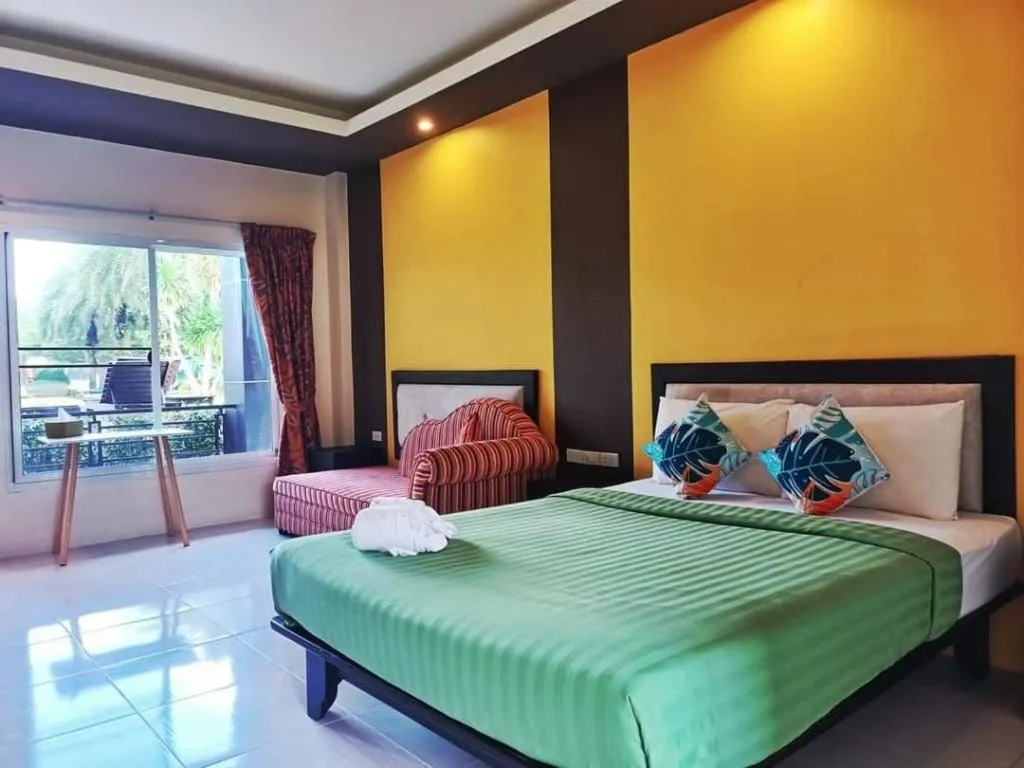 Bed in Seashell Resort Krabi