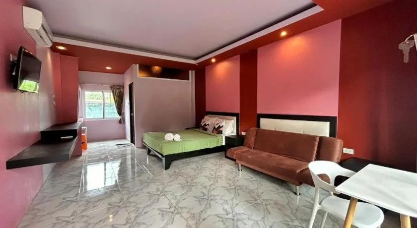 Bed in Seashell Resort Krabi