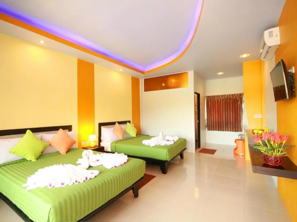 Bed in Seashell Resort Krabi