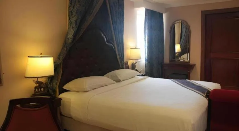 Bed in Subic Bay Venezia