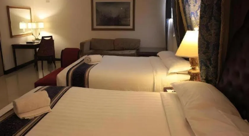 Bed in Subic Bay Venezia