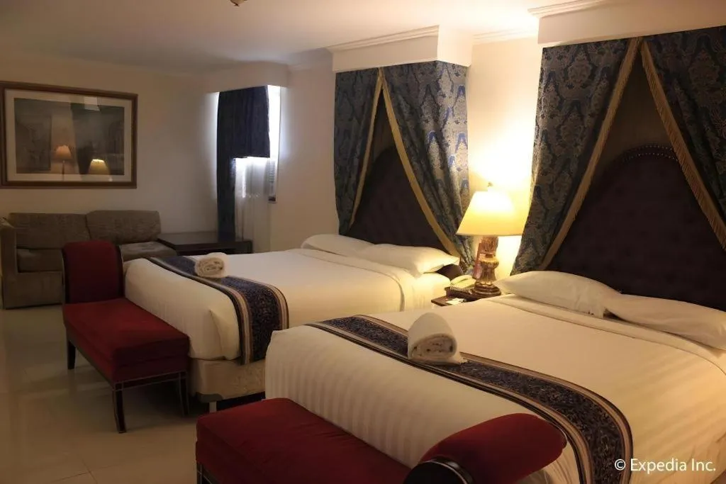 Bed in Subic Bay Venezia