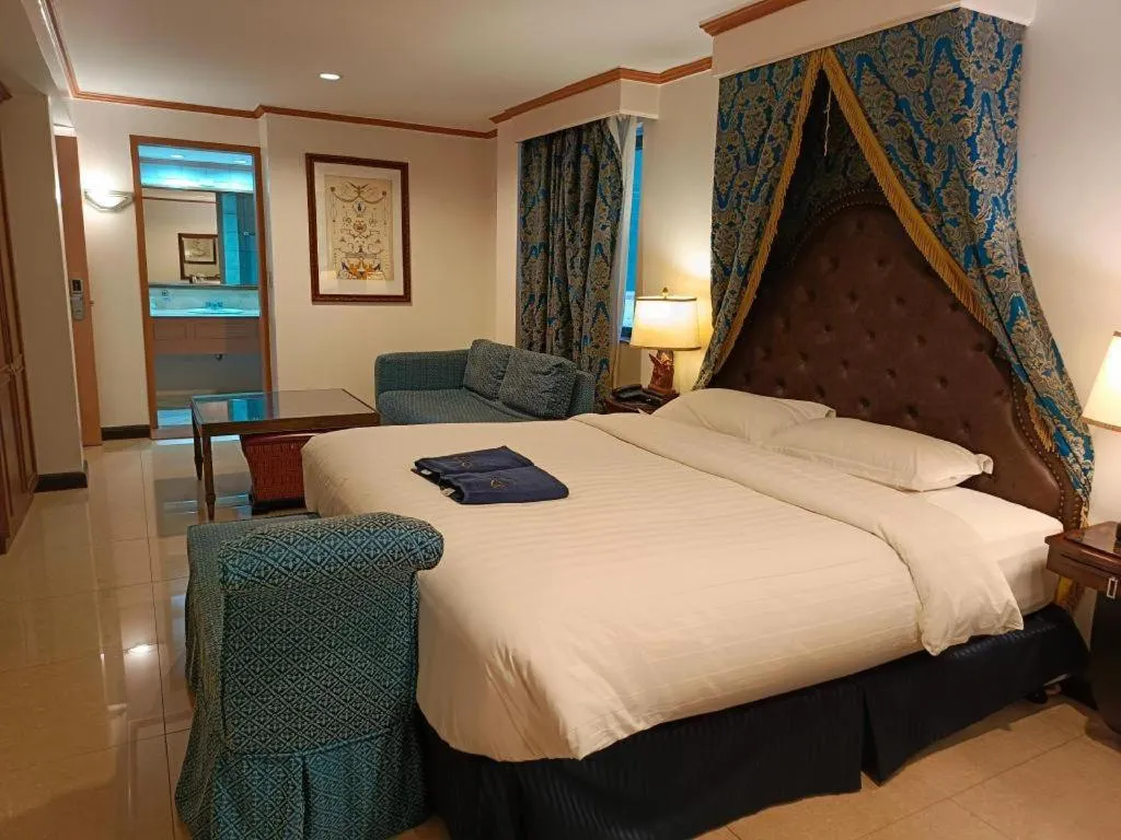 Bed in Subic Bay Venezia