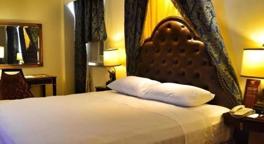 Bed in Subic Bay Venezia