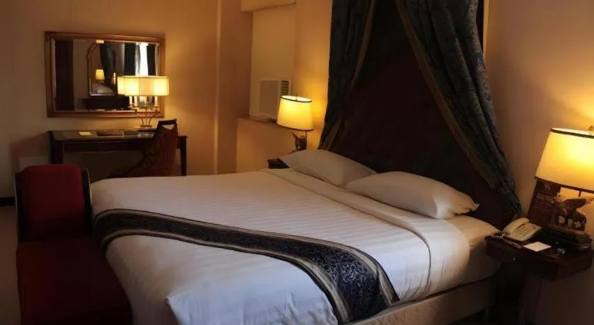 Bed in Subic Bay Venezia