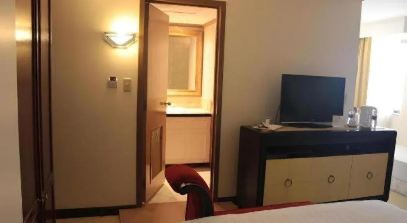 Bed in Subic Bay Venezia