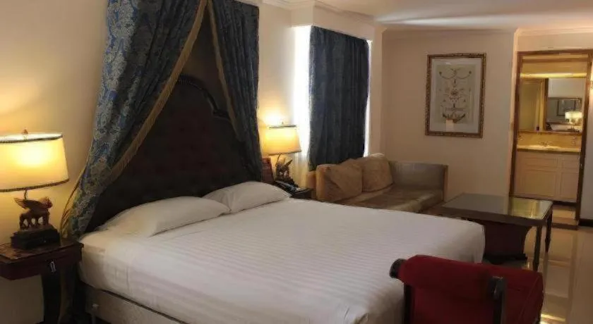 Bed in Subic Bay Venezia