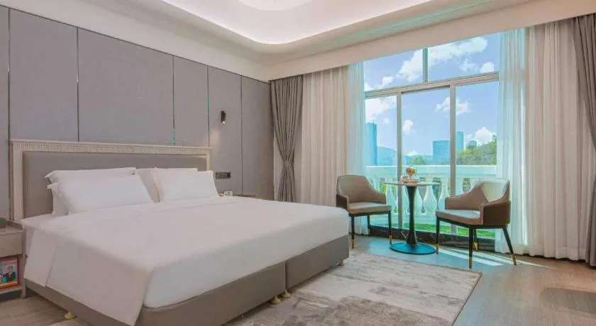 Bed in Zhuhai Dehan Hotel