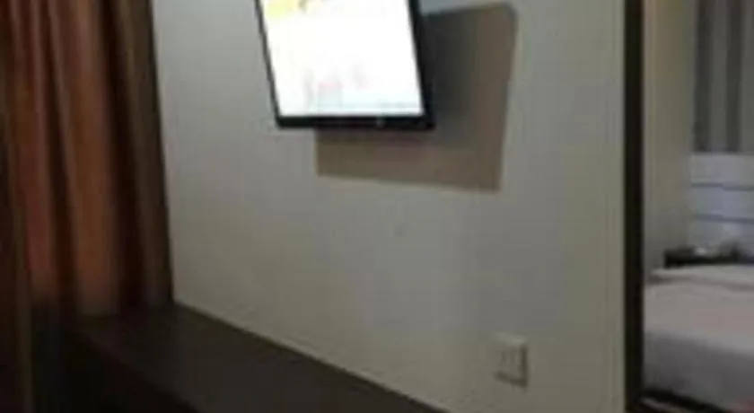 Bed in Redlink Hotel