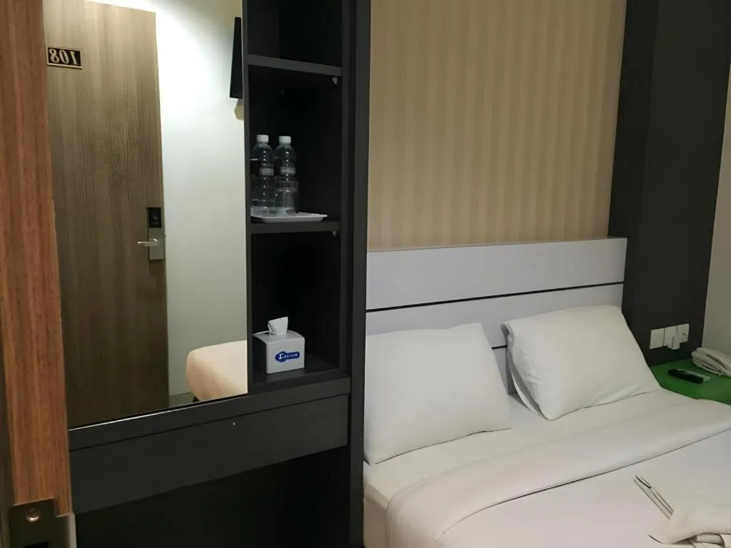 Bed in Redlink Hotel