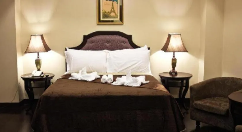 Bed in Peridot Suites