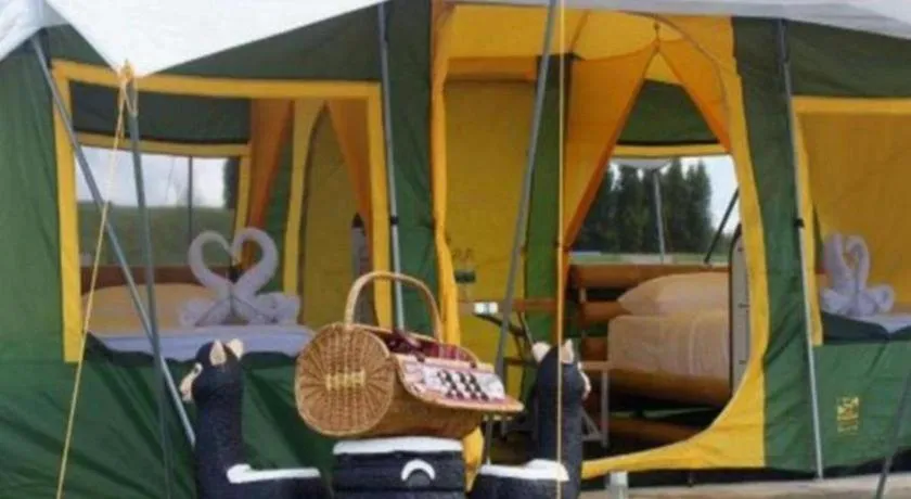 Montana Cotswolds Resort