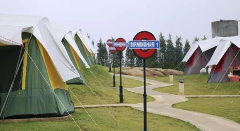 Montana Cotswolds Resort