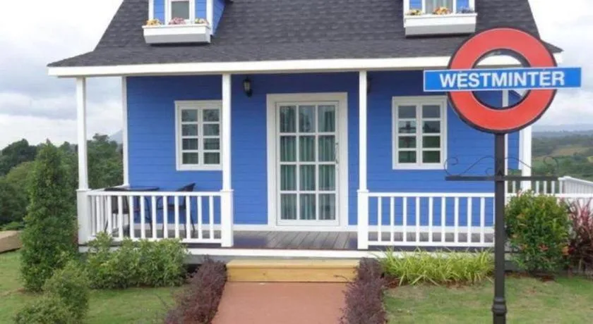 Montana Cotswolds Resort