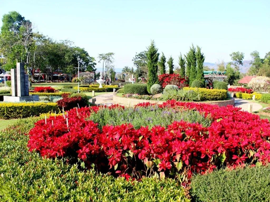 Montana Cotswolds Resort